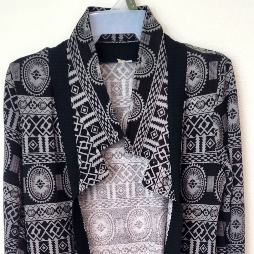 LIRA WOMENS SWEATER OPEN CARDIGAN - M